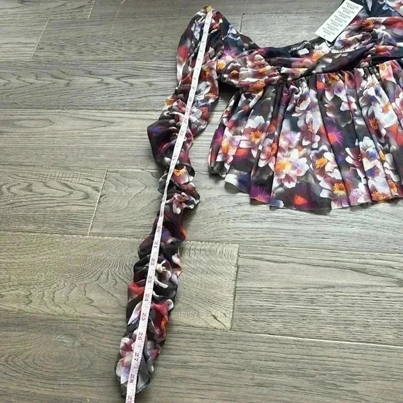 ✨🆕Urban Outfitters🆕✨  | Purple floral carried away blouse - Picture 11 of 15